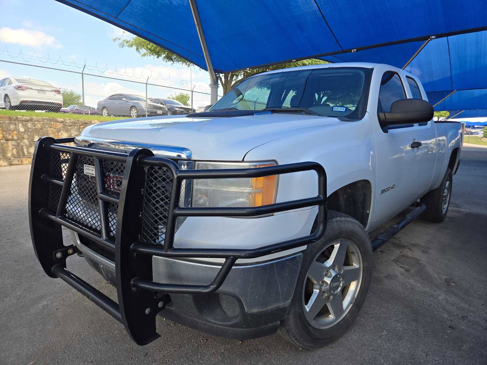 Used 2012 GMC Sierra 2500 W/T image 1
