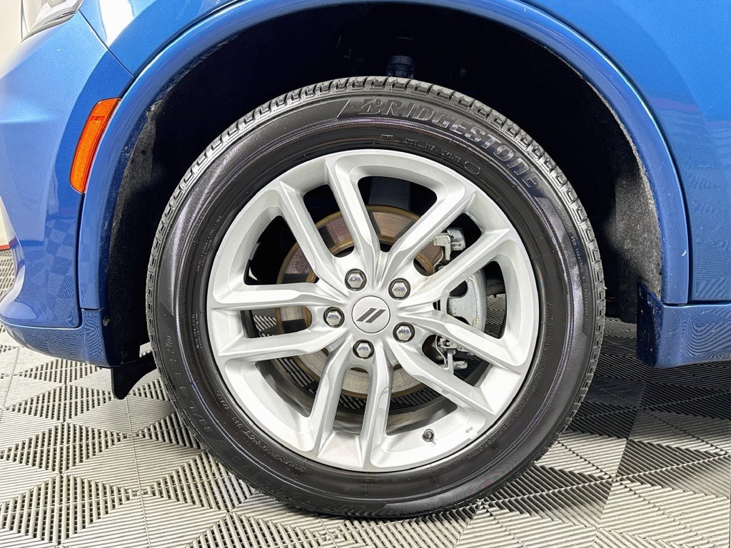 Used 2025 Dodge Durango GT AWD/4WD image 32