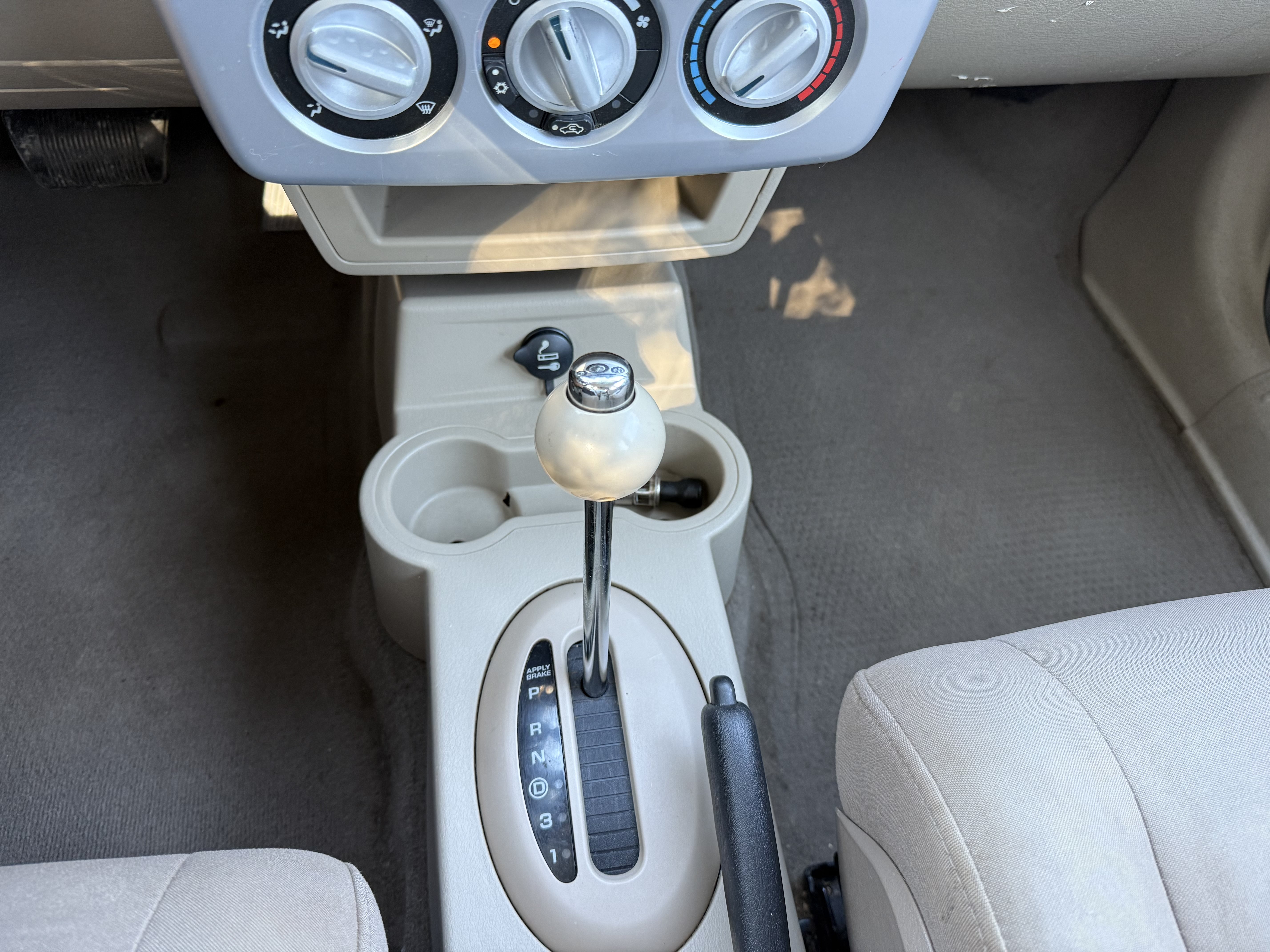 Used 2006 Chrysler PT Cruiser Touring FWD image 25