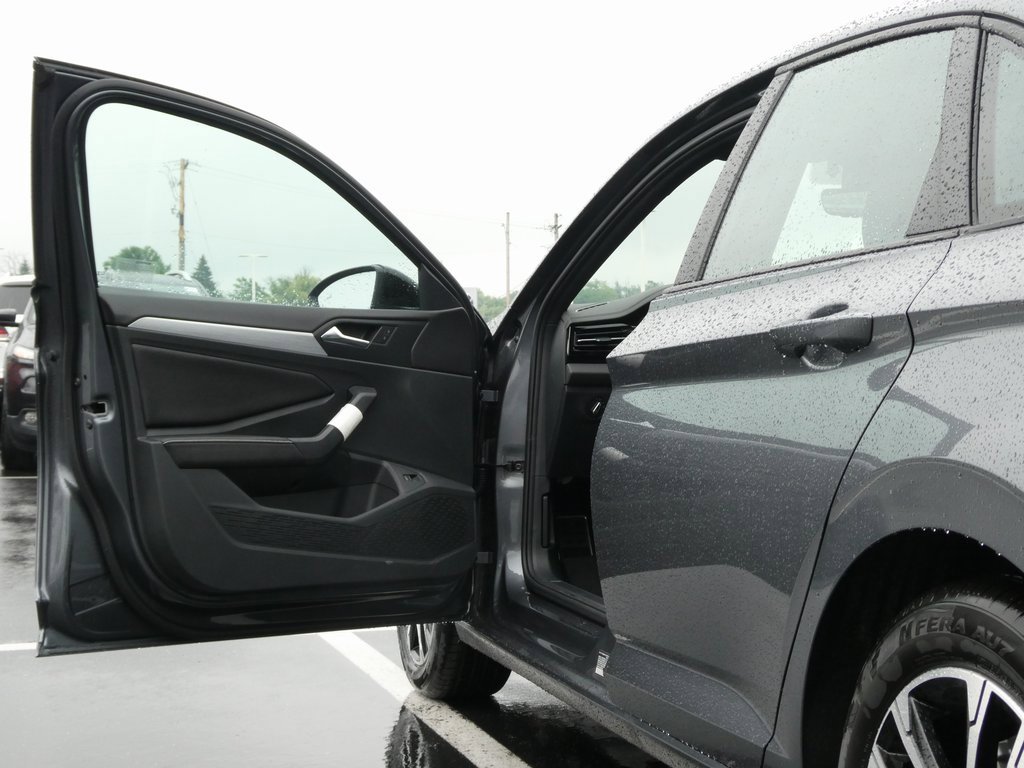 New 2025 Volkswagen Jetta Sport image 28