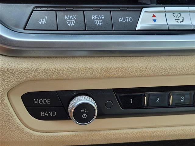 Used 2021 BMW 330i xDrive Sedan w/ Convenience Package AWD/4WD image 13