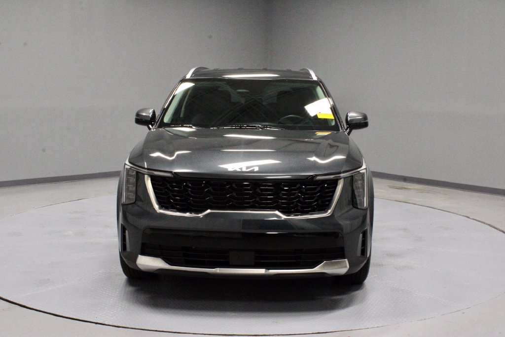 Used 2024 Kia Sorento S FWD image 7