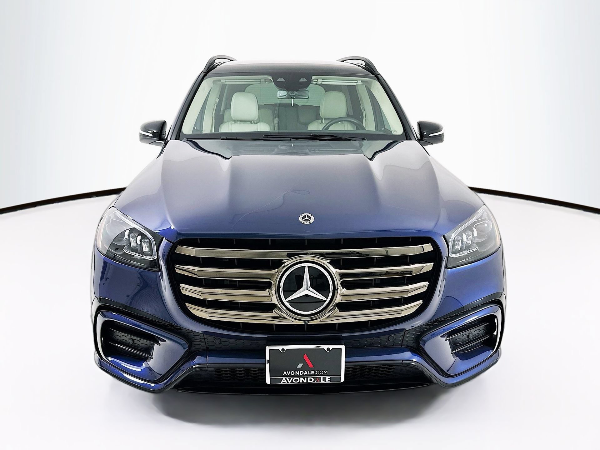 Used 2025 Mercedes-Benz GLS 450 4MATIC image 2