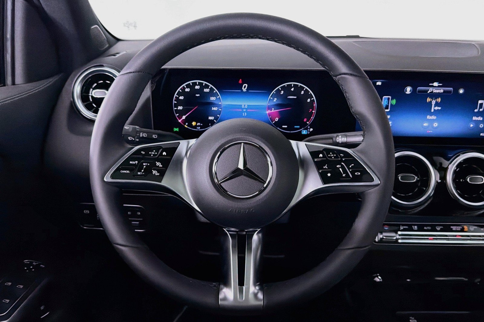 New 2026 Mercedes-Benz GLA 250 image 17