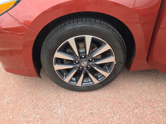 Used 2016 Nissan Altima 2.5 SV w/ Convenience Package FWD image 23