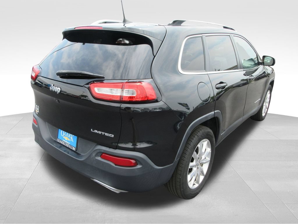 Used 2016 Jeep Cherokee Limited AWD/4WD image 5