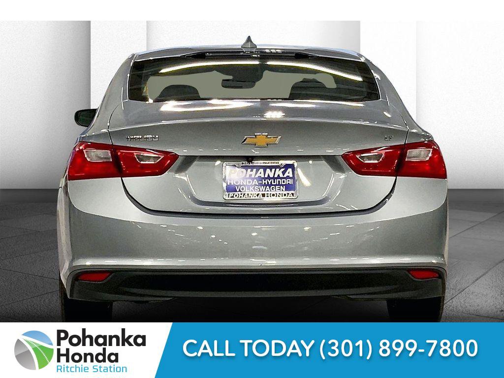 Used 2023 Chevrolet Malibu LT image 3