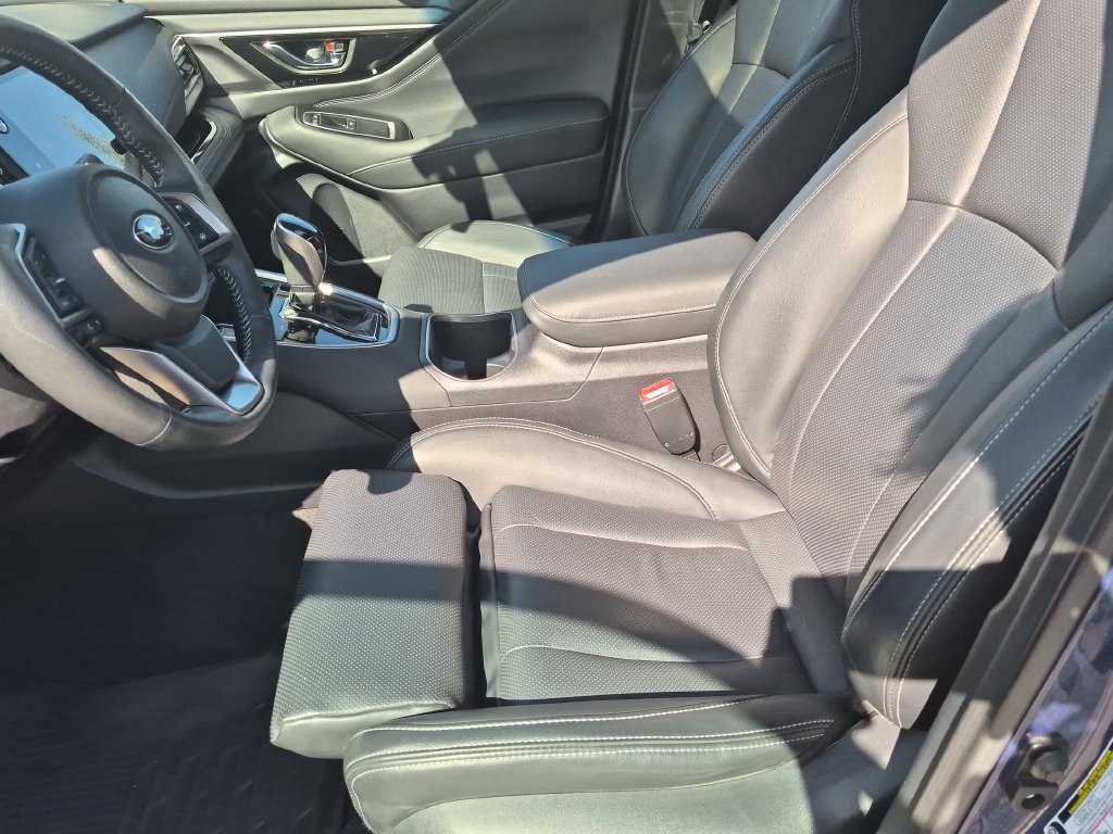 Used 2020 Subaru Outback Limited AWD/4WD image 12