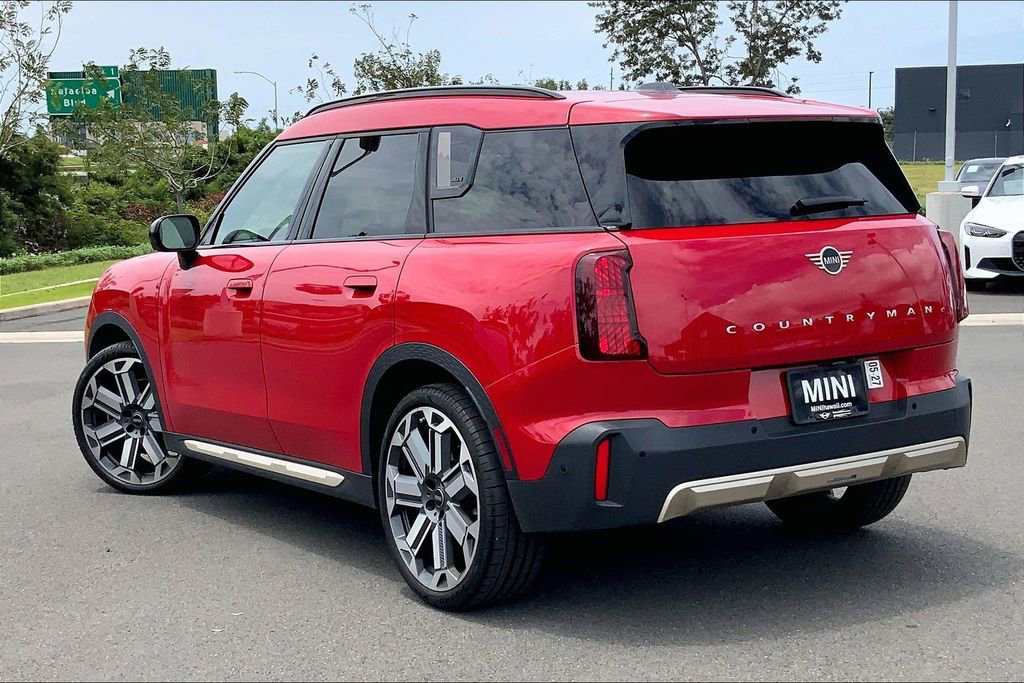 Certified 2025 MINI Cooper Countryman S w/ Comfort Package Max image 11