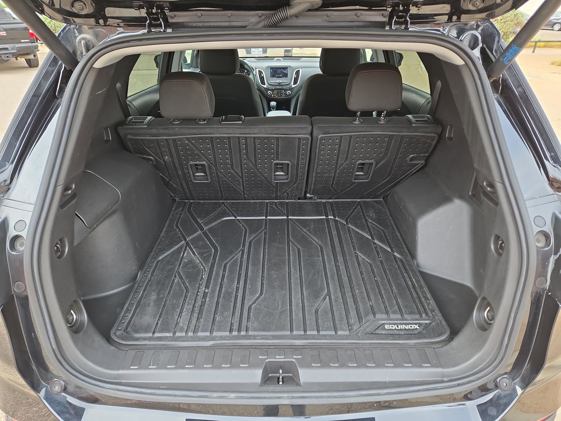 Used 2024 Chevrolet Equinox LT w/ LPO, Floor Liner Package FWD image 12