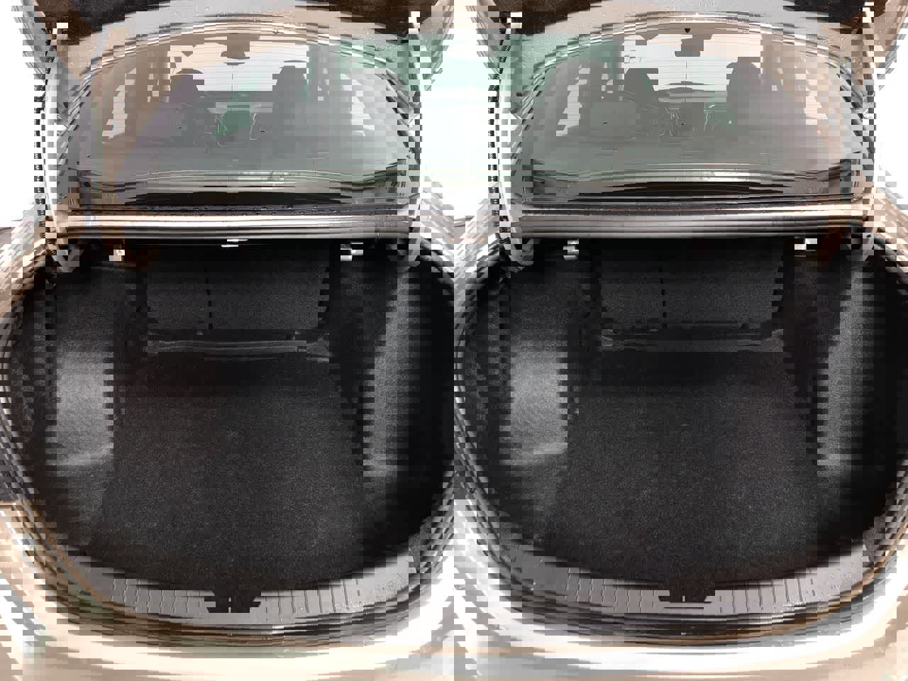 Used 2024 Chevrolet Malibu LS image 19