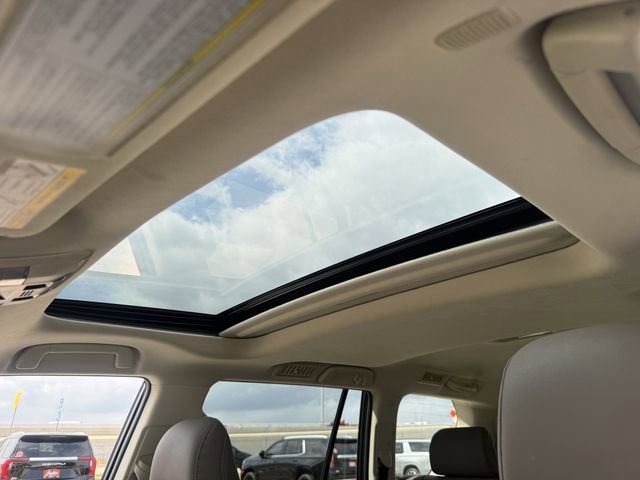 Used 2023 Lexus GX 460 Premium w/ Accessory Package image 25