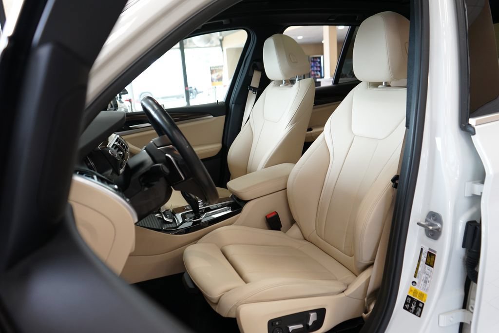 Used 2018 BMW X3 xDrive30i AWD/4WD image 2