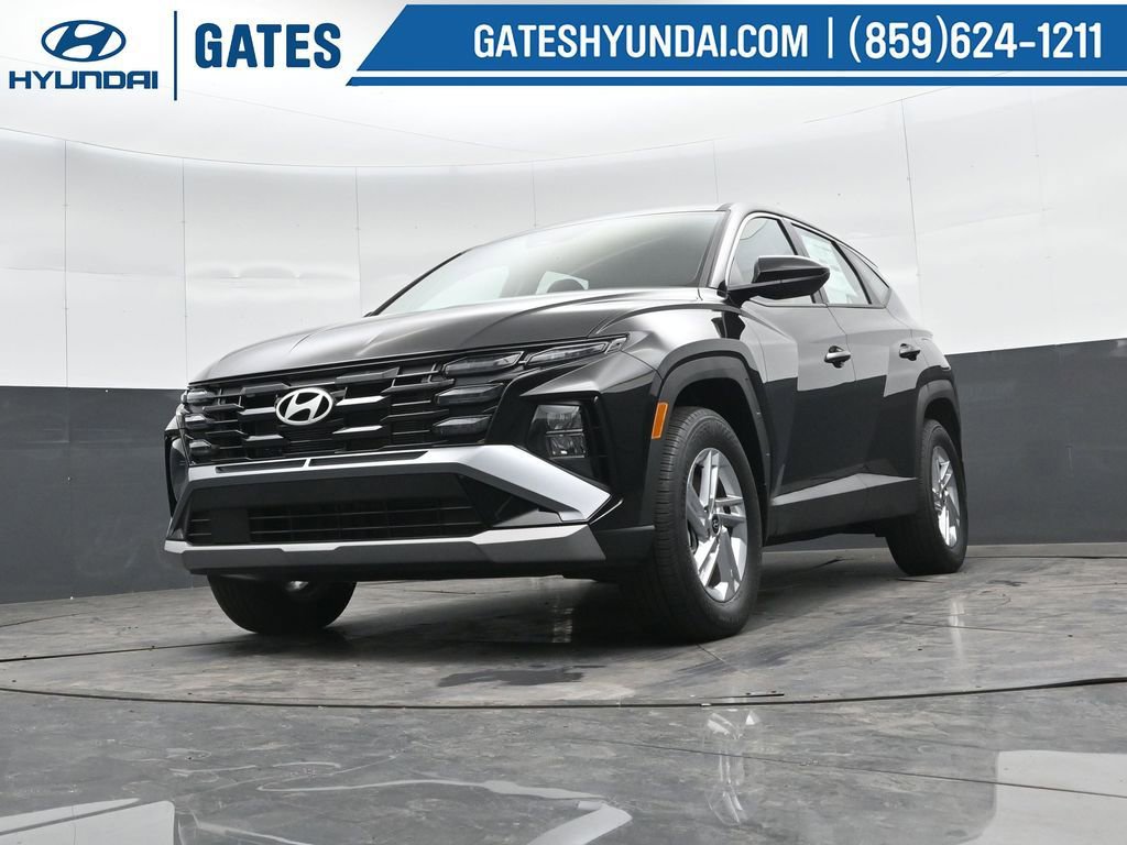 Used 2025 Hyundai Tucson SE AWD/4WD image 39
