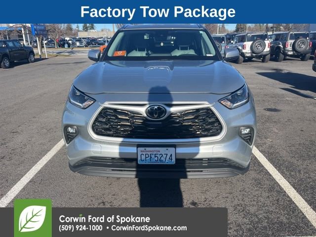 Used 2021 Toyota Highlander XLE image 4