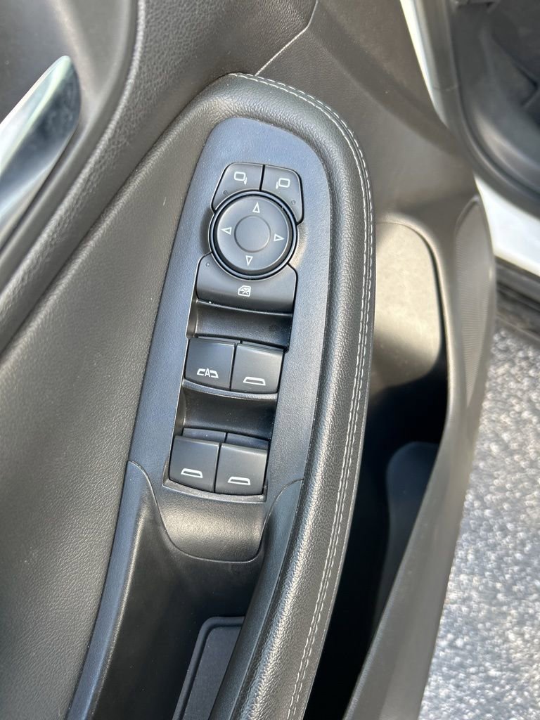 Used 2024 Buick Encore GX Sport Touring FWD image 25
