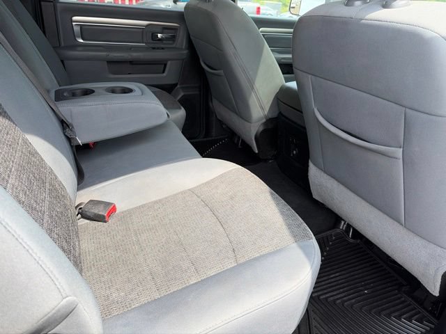 Used 2019 RAM 1500 Warlock AWD/4WD image 39