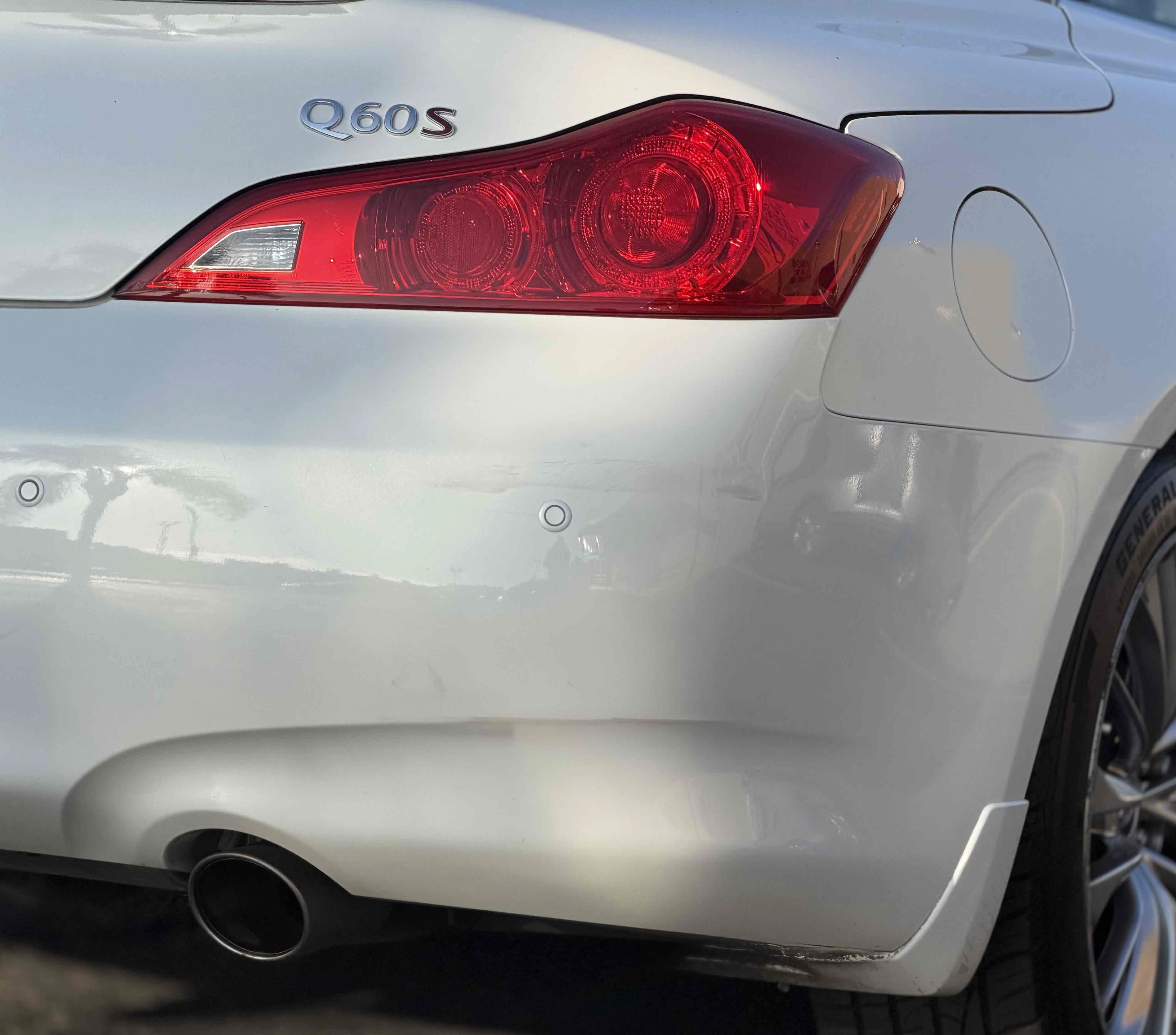 Used 2014 INFINITI Q60 Convertible w/ Premium Package RWD image 15