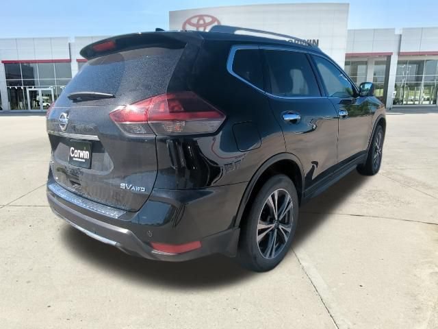 Used 2019 Nissan Rogue SV w/ Premium Package AWD/4WD image 3