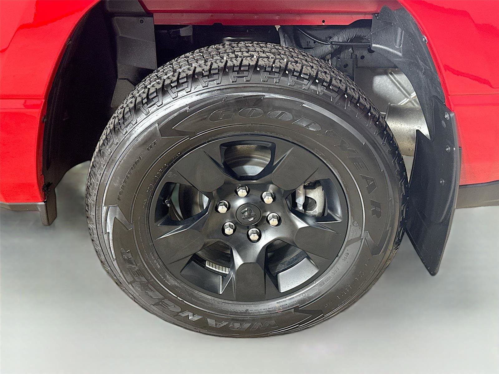 Used 2025 RAM 1500 Tradesman w/ Night Edition AWD/4WD image 28