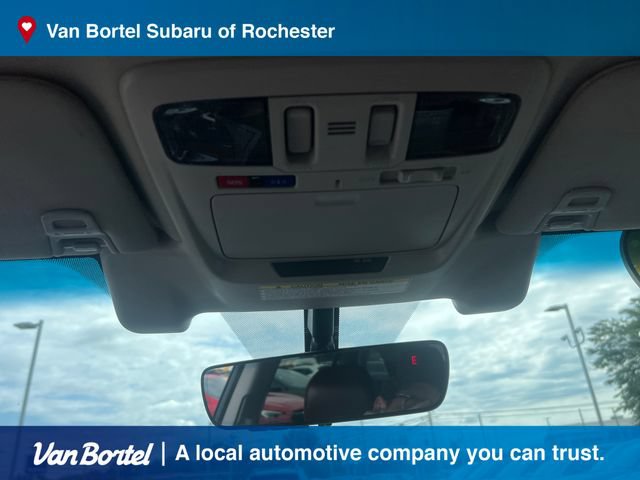 Used 2019 Subaru Outback 2.5i Touring AWD/4WD image 23