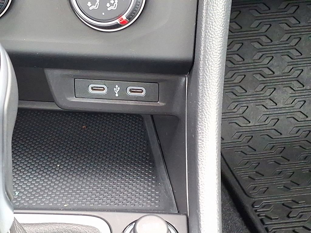 Used 2023 Volkswagen Jetta Sport image 24