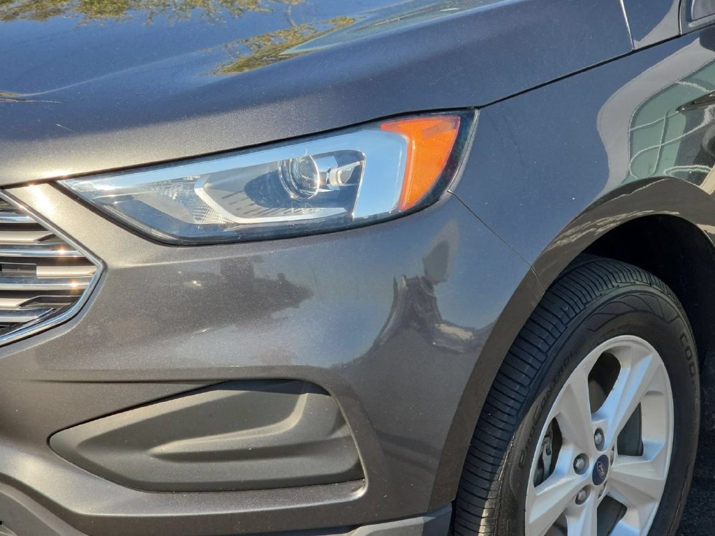 Used 2019 Ford Edge SE FWD image 9