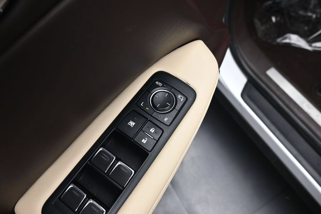 Used 2017 Lexus RX 350 AWD w/ Premium Package image 19