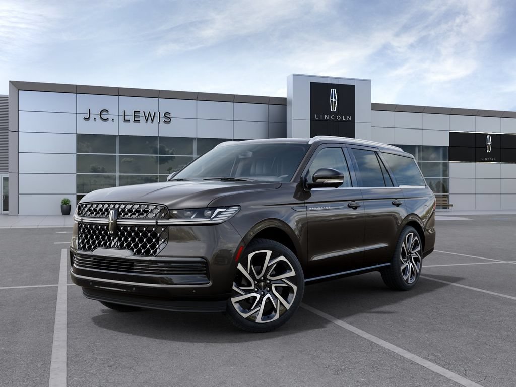 New 2027 Lincoln Navigator Black Label AWD/4WD image 3