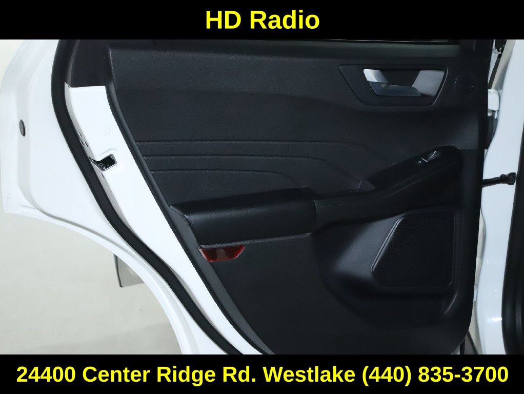 Used 2023 Ford Escape Platinum w/ Premium Technology Package AWD/4WD image 13