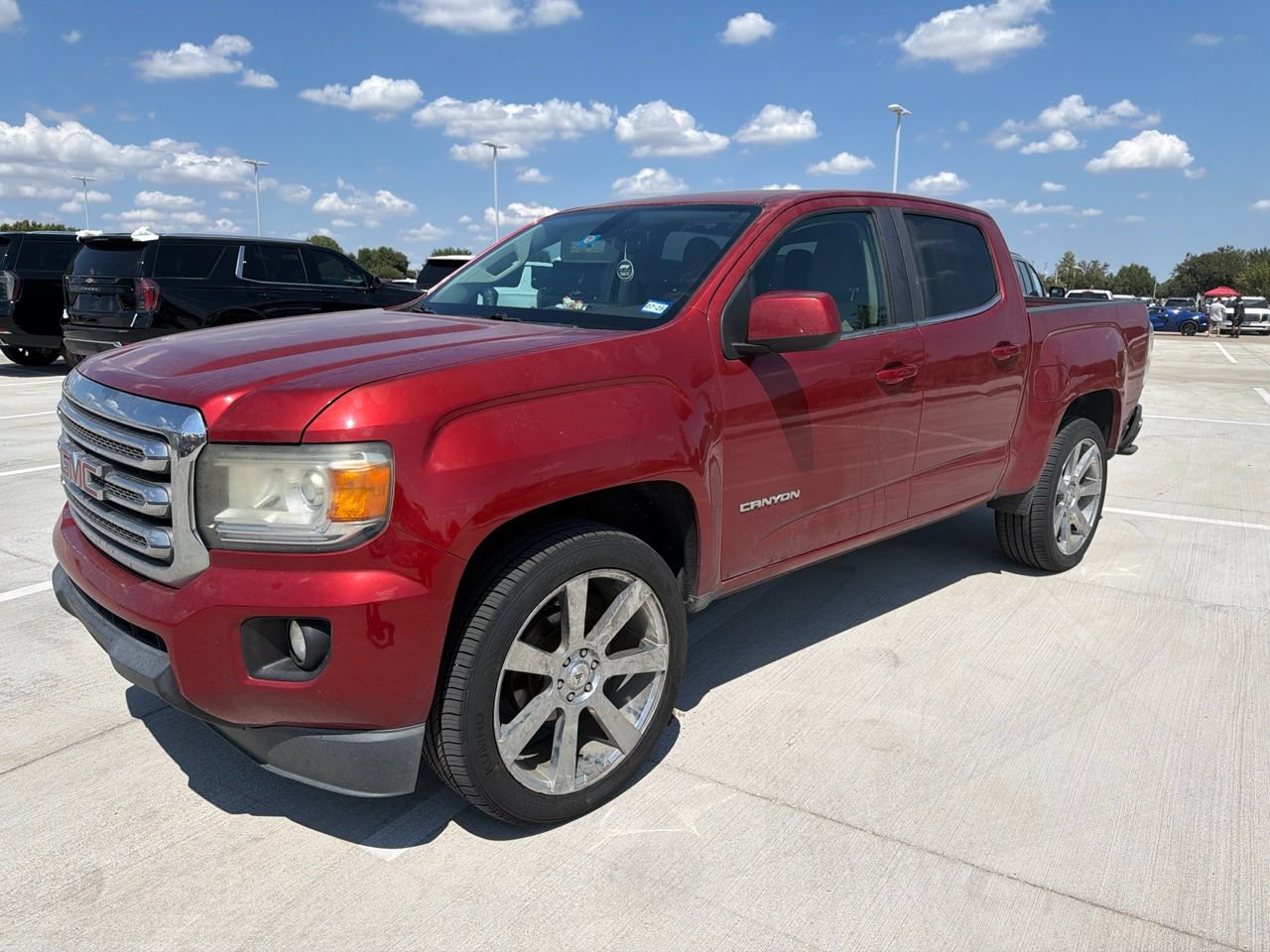 Used 2016 GMC Canyon SLE RWD image 1