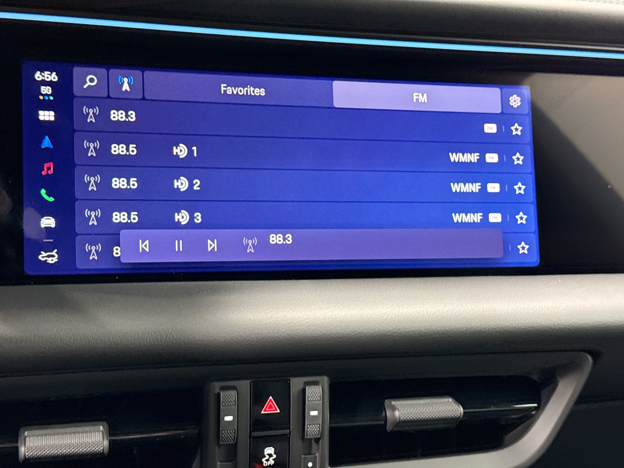 Certified 2026 Porsche Macan Electric RWD image 30