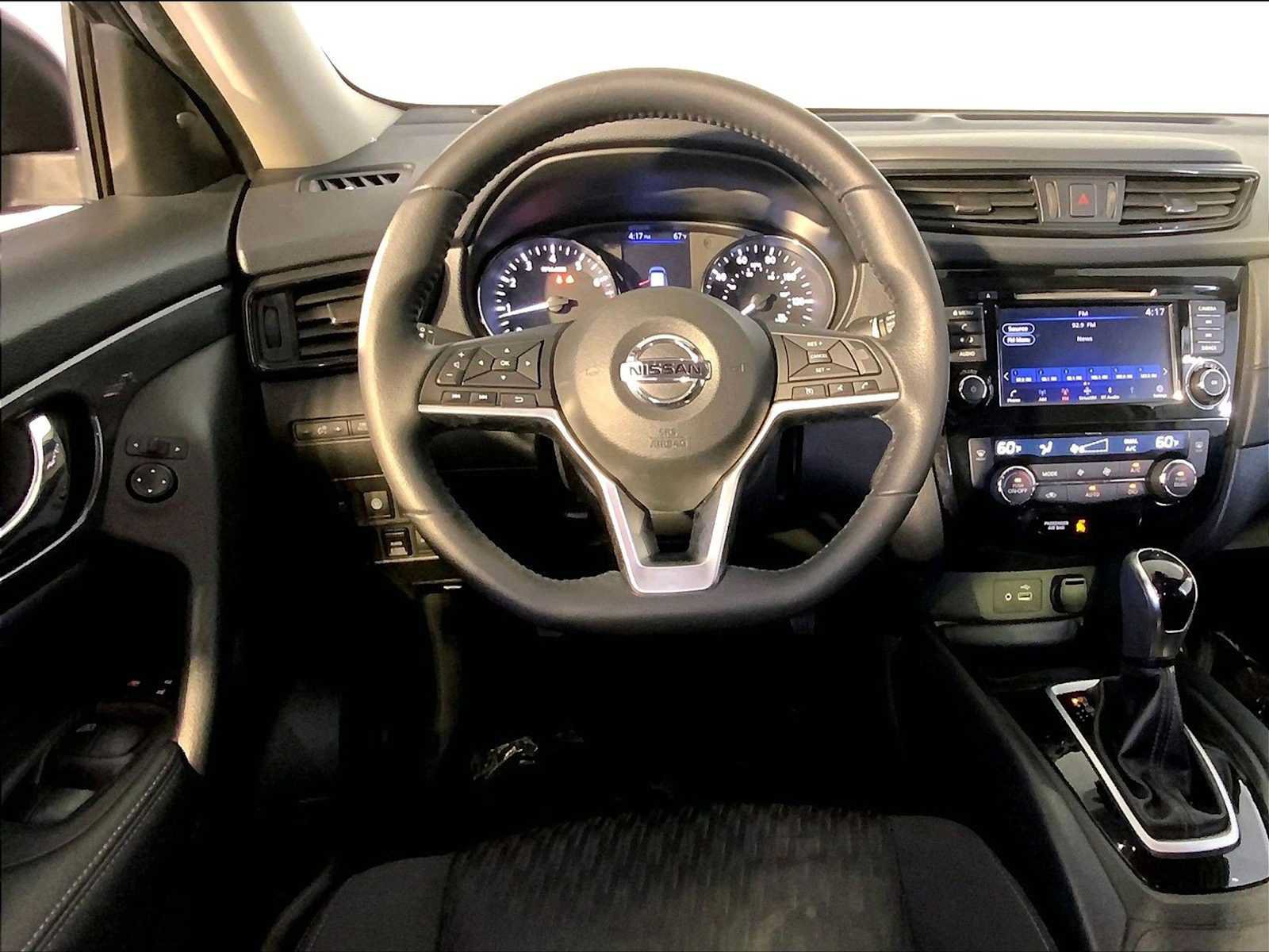Used 2019 Nissan Rogue SV AWD/4WD image 13