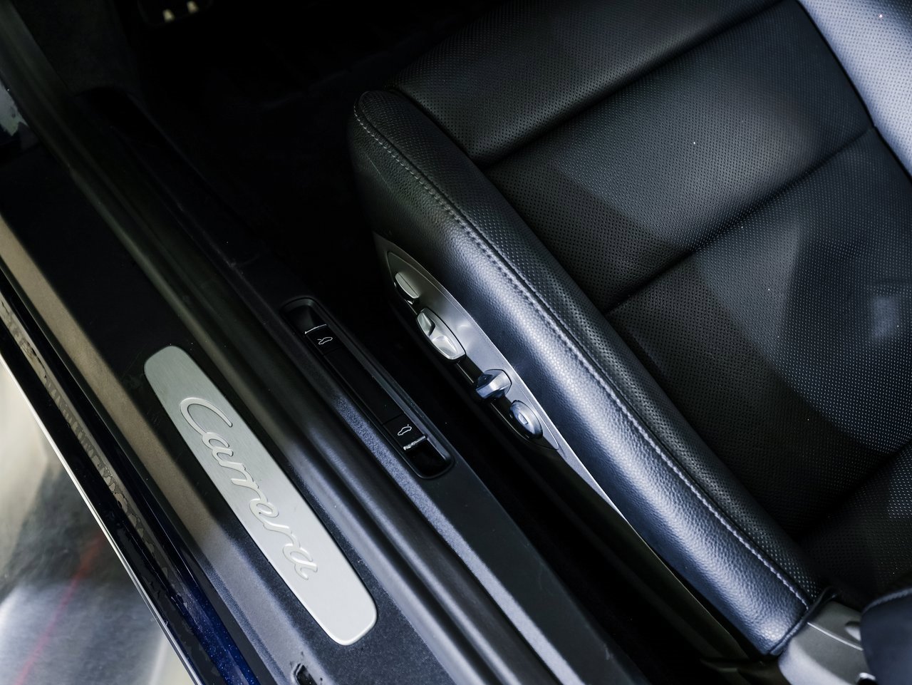 Used 2017 Porsche 911 Carrera 4 image 13