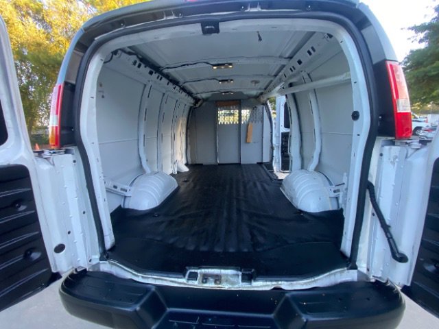 Used 2018 Chevrolet Express 2500 Work Van w/ Driver Convenience Package image 11
