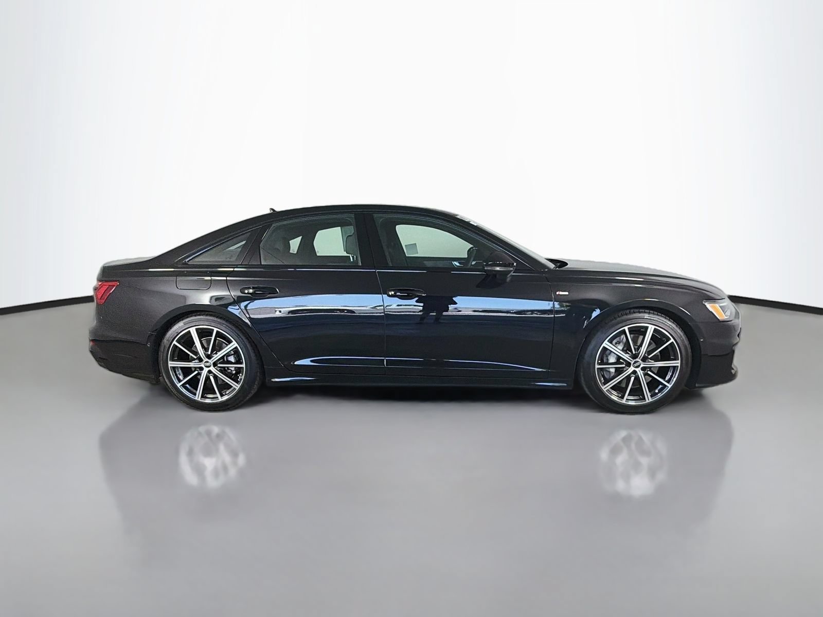 Certified 2025 Audi A6 Premium Plus w/ Premium Plus Package AWD/4WD image 8