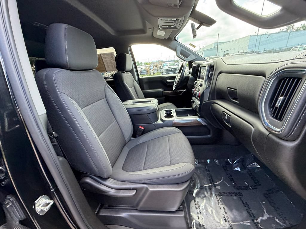 Used 2021 Chevrolet Silverado 1500 RST AWD/4WD image 24