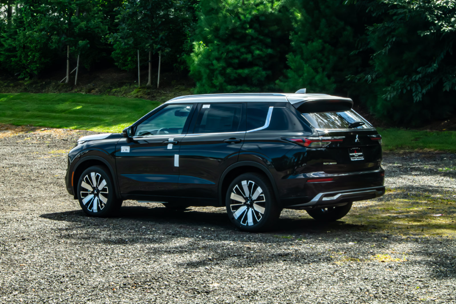 New 2025 Mitsubishi Outlander AWD image 5