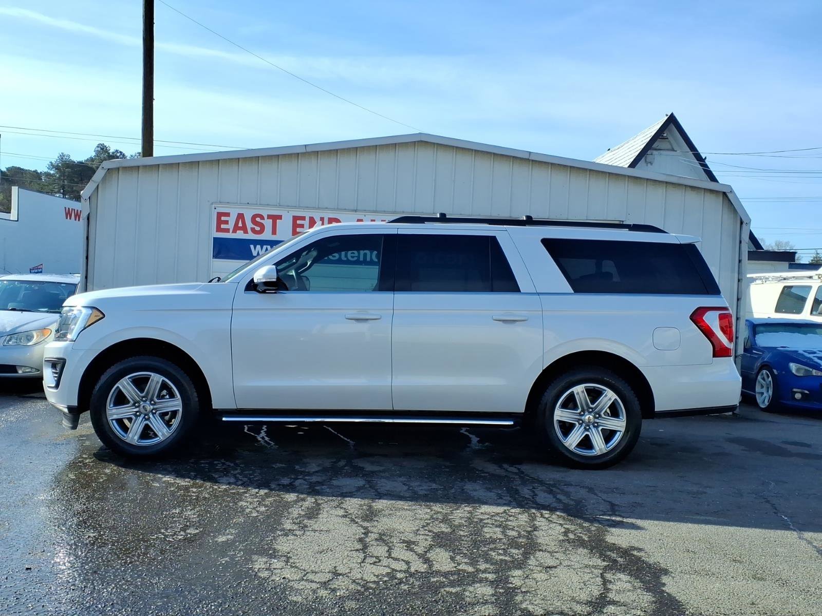Used 2019 Ford Expedition Max XLT w/ Equipment Group 202A image 2