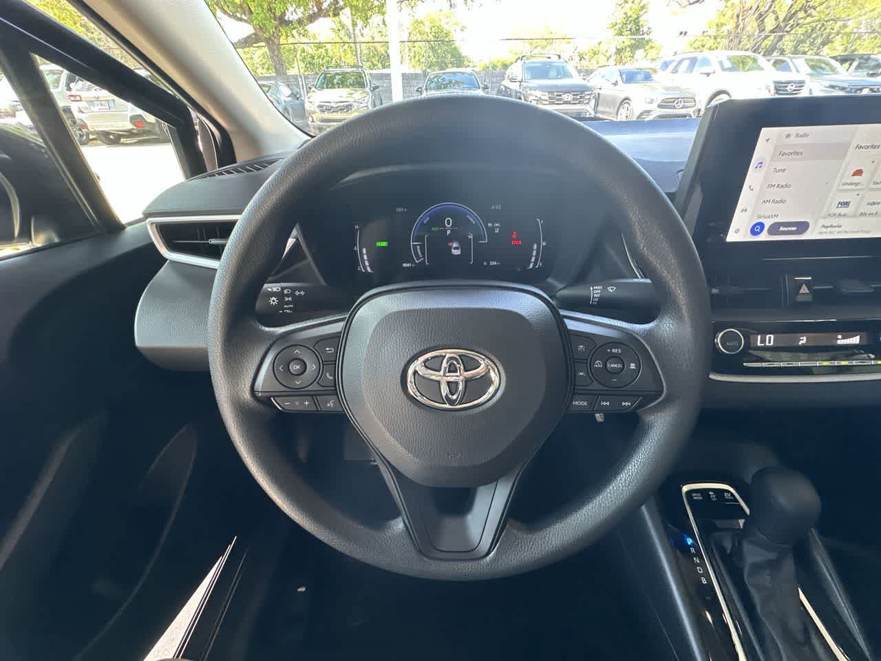 Used 2026 Toyota Corolla LE FWD image 15