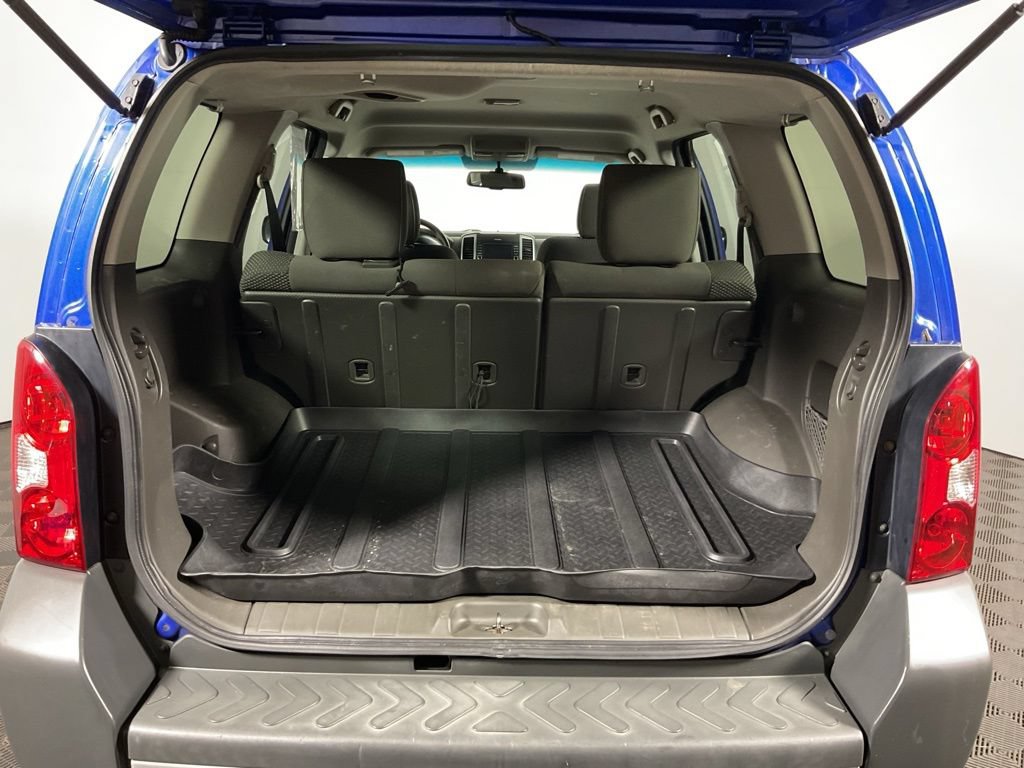 Used 2015 Nissan Xterra PRO-4X AWD/4WD image 16