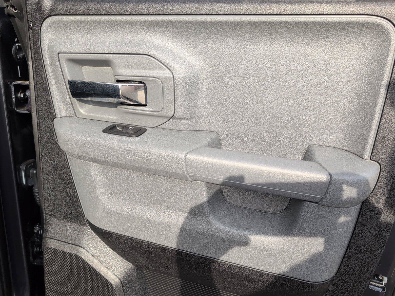 Used 2016 RAM 1500 Big Horn RWD image 36
