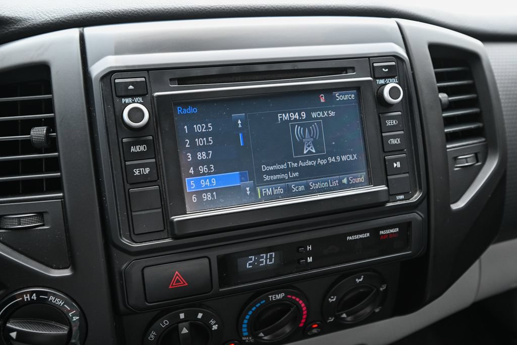 Used 2014 Toyota Tacoma 4x4 Regular Cab image 27