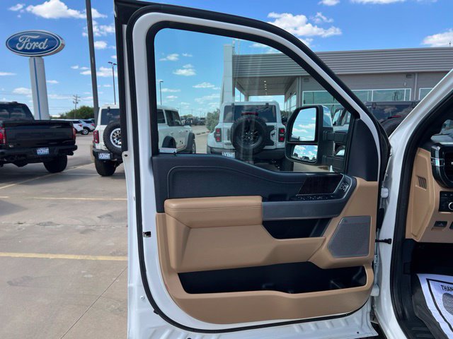 Certified 2024 Ford F350 Lariat w/ Chrome Package AWD/4WD image 15
