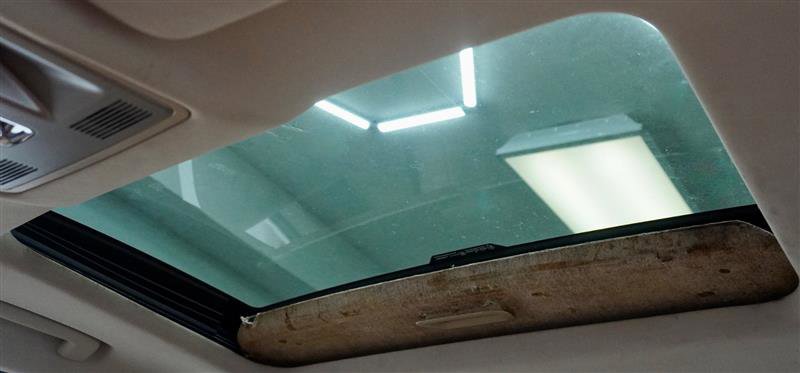 Used 2009 Jaguar XF Luxury image 30