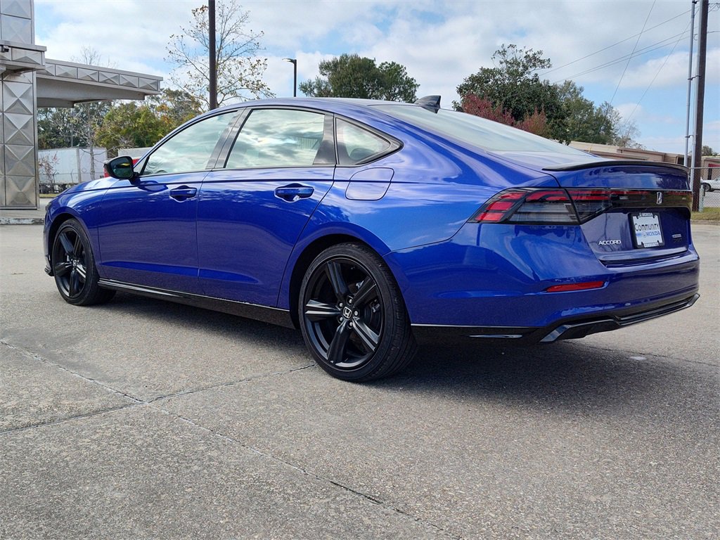 Used 2024 Honda Accord Sport image 6