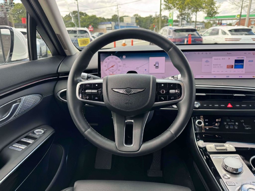Certified 2026 Genesis GV70 2.5T AWD/4WD image 18