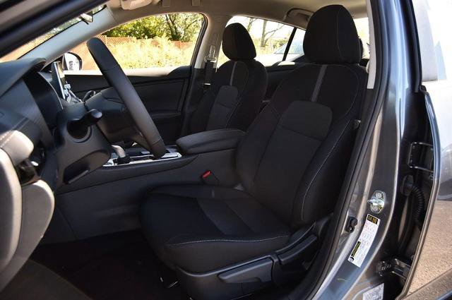 New 2025 Nissan Sentra SV image 19