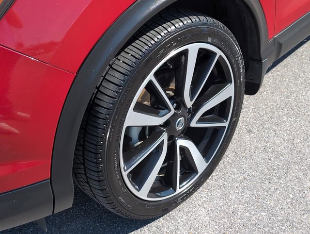 Used 2017 Nissan Rogue Sport SL image 11