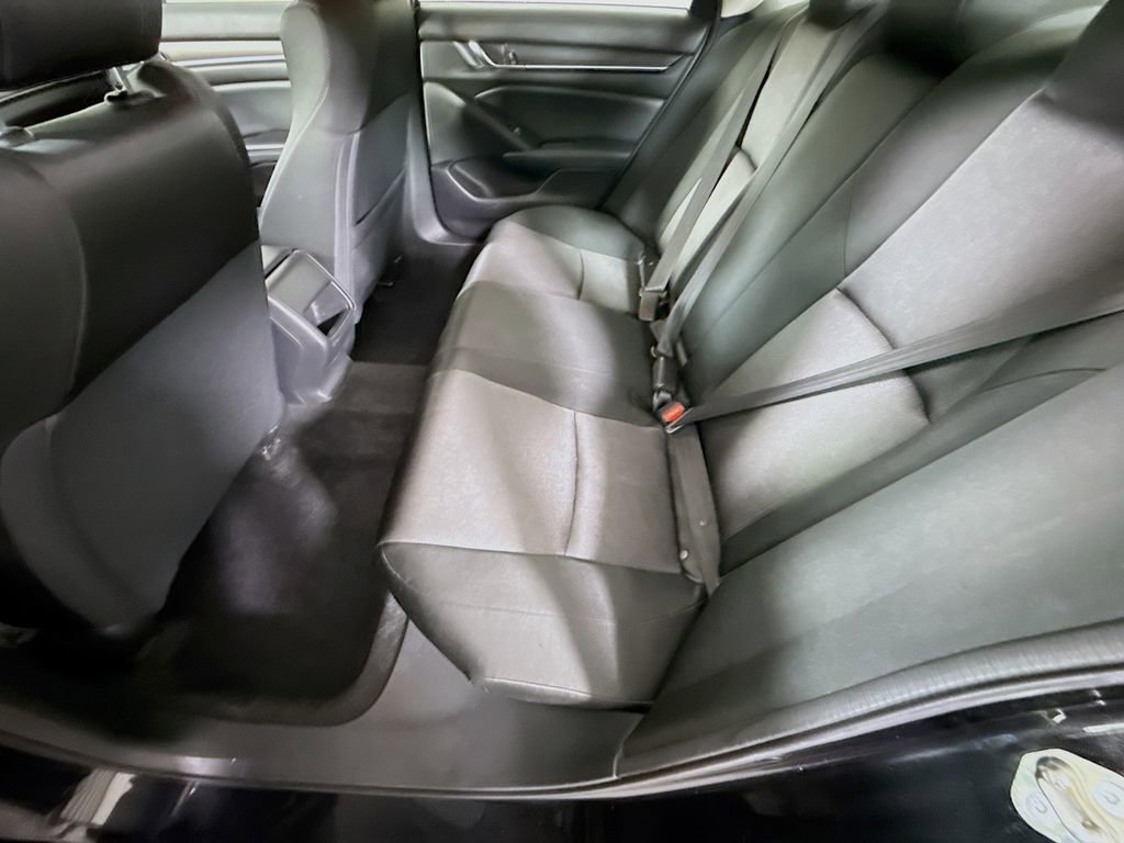 Used 2018 Honda Accord LX image 25